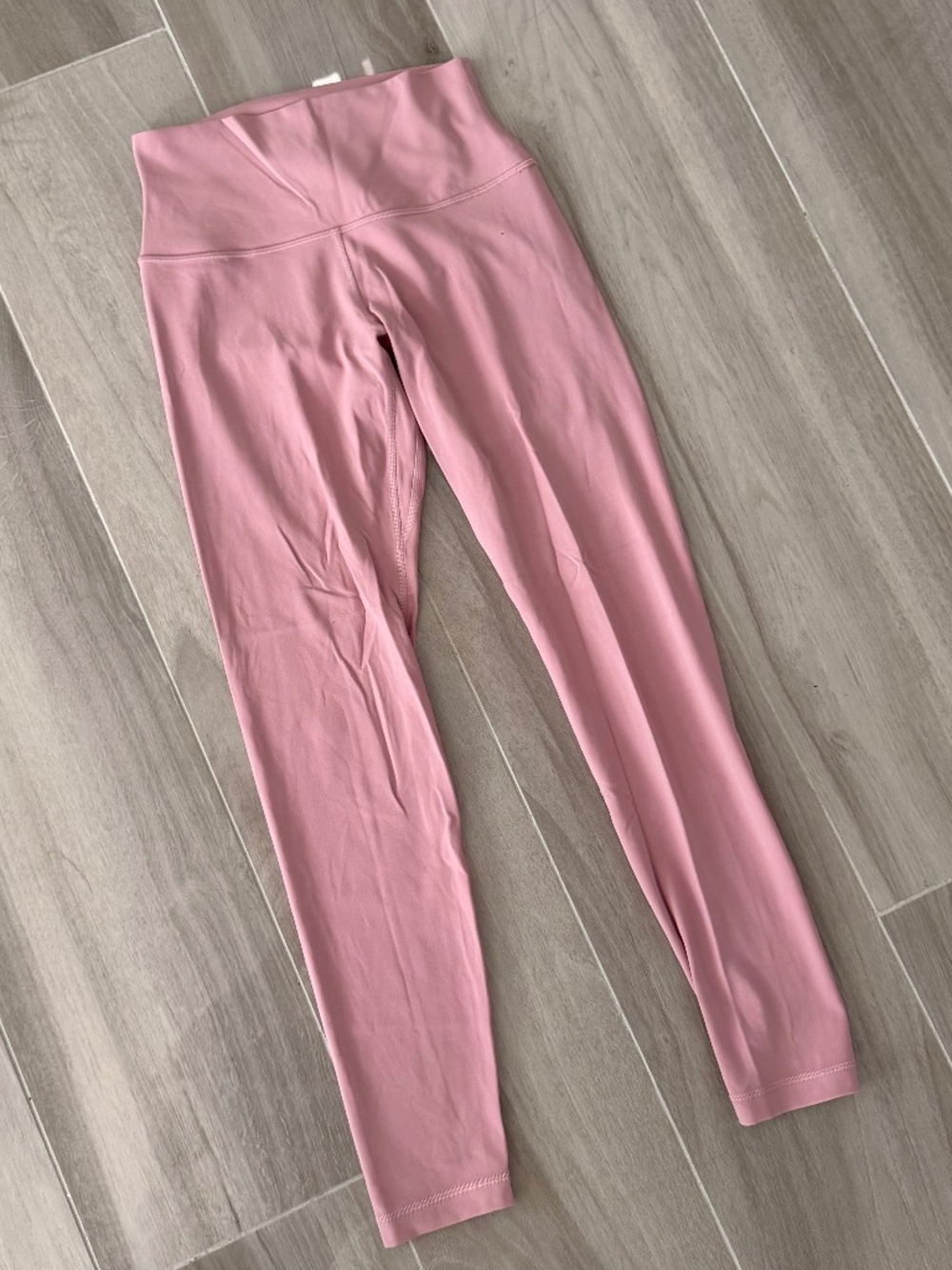 Aritzia pink soft leggings
